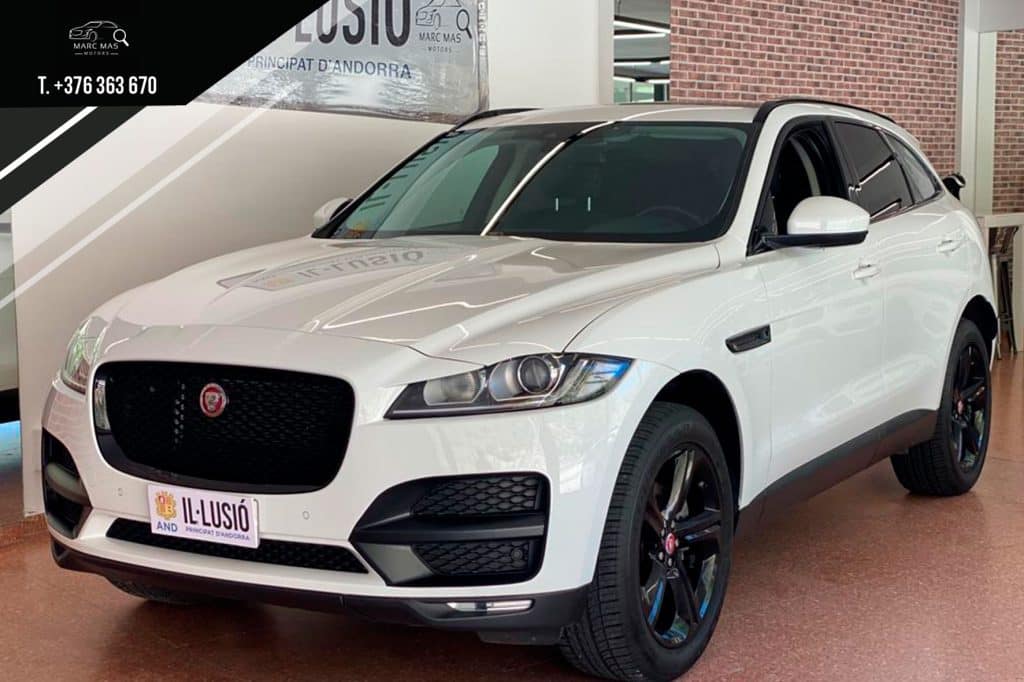 Jaguar F Pace