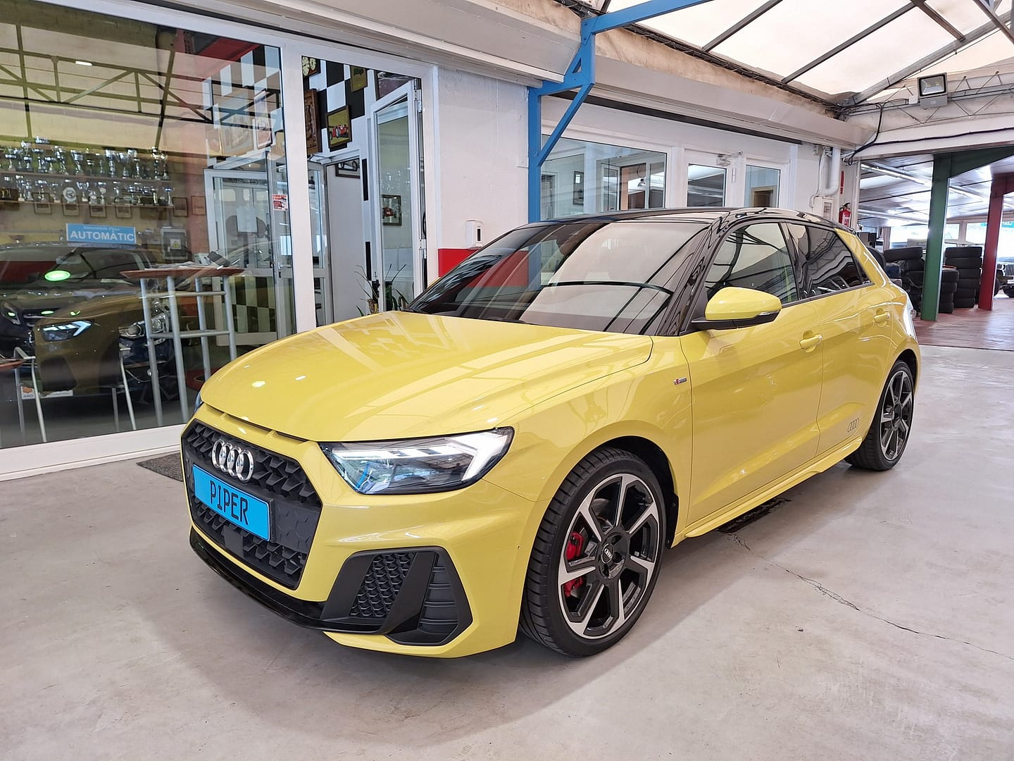 Audi A1 2.0 Sportback TFSI S-Line S-Tronic