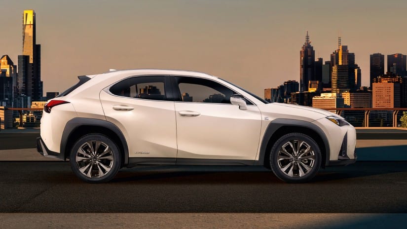 Imatge lateral del Lexus UX