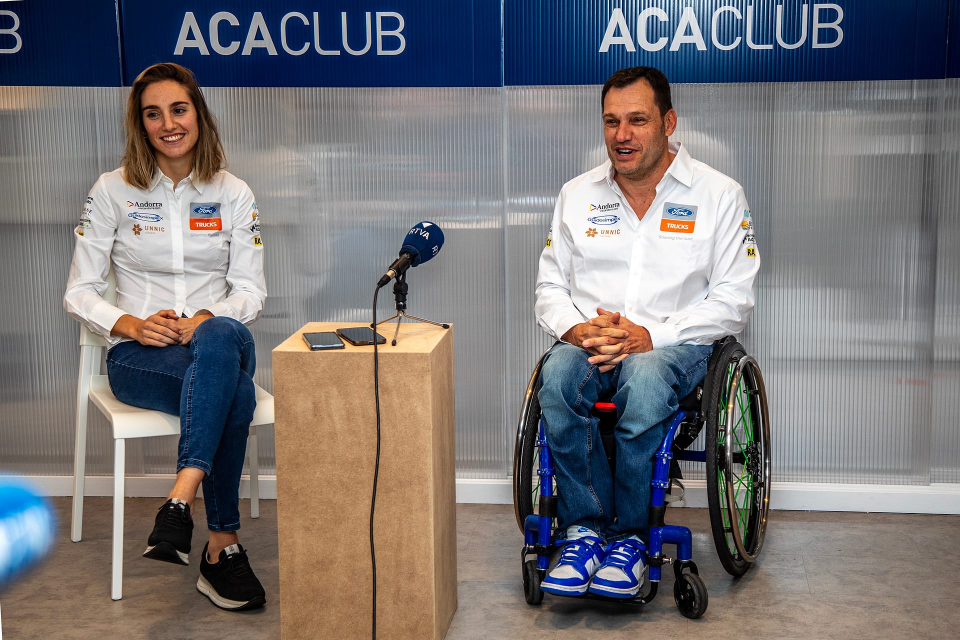 Albert Llovera presenta als medis la seva participació al Dakar 2024