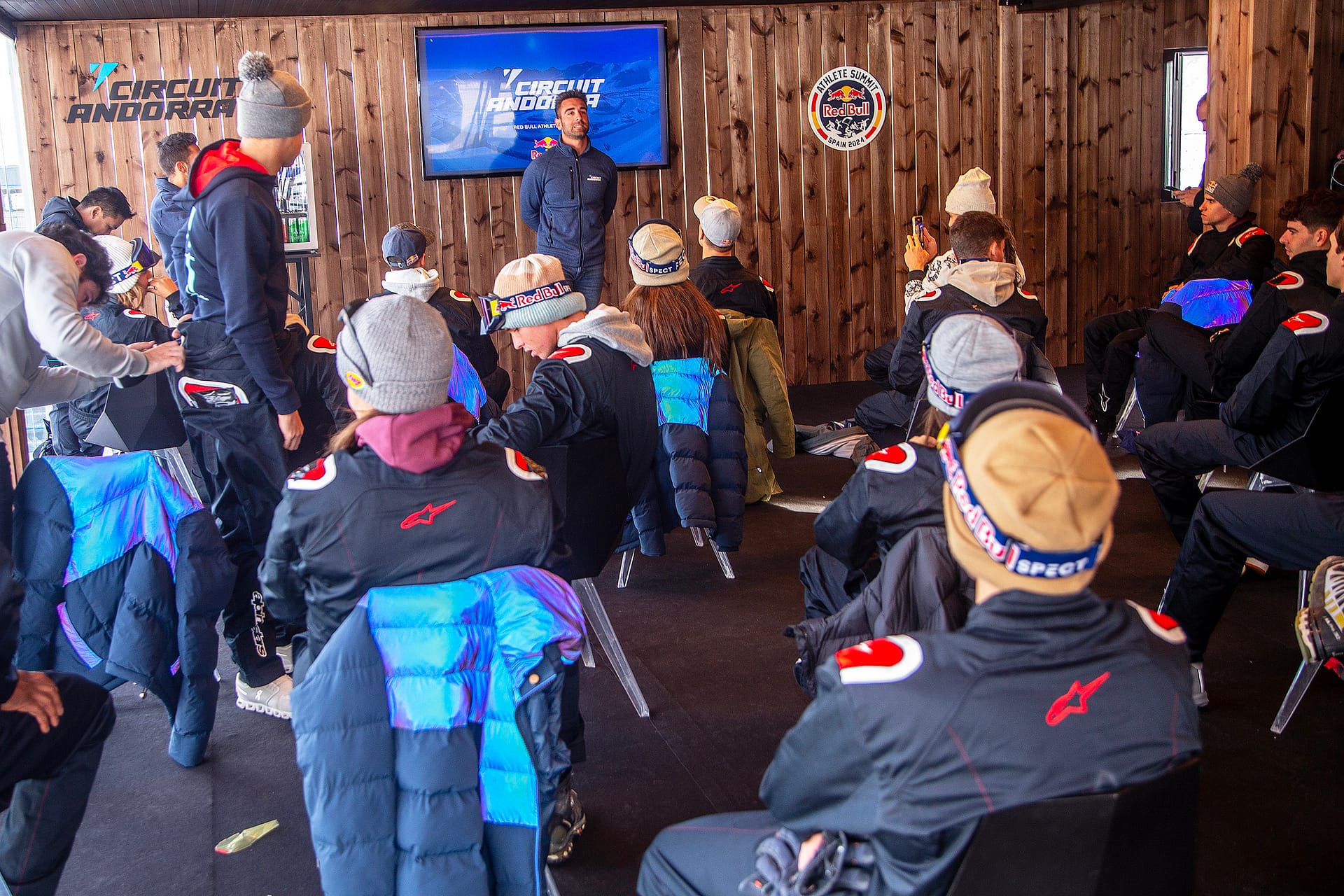 Vint-i-cinc ‘RedBull Athletes’ es donen cita al Circuit Andorra