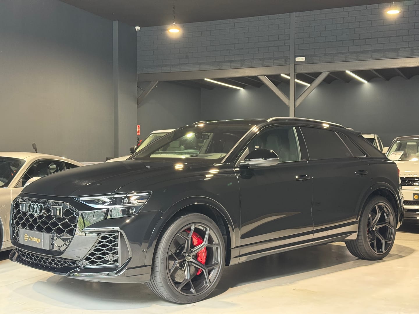AUDI RSQ8 PERFORMANCE_ee6639776294