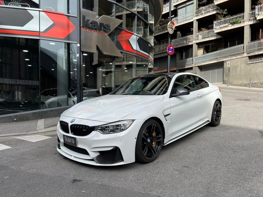 BMW M4 Coupe Performance