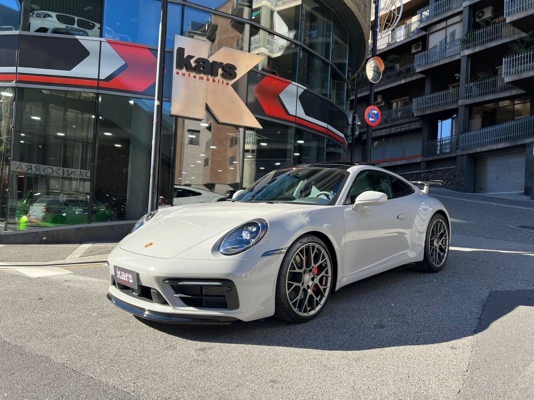 Porsche 911 - 992 Carrera 4S PDK Aerokit