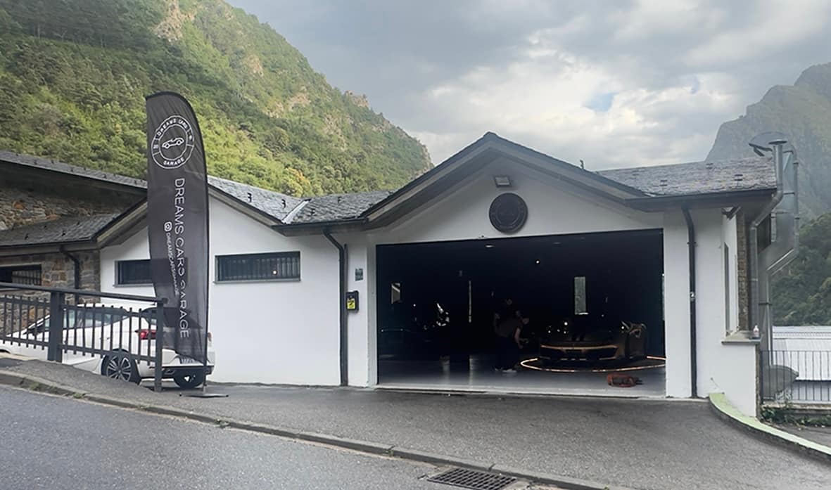 Dreams Cars Garage