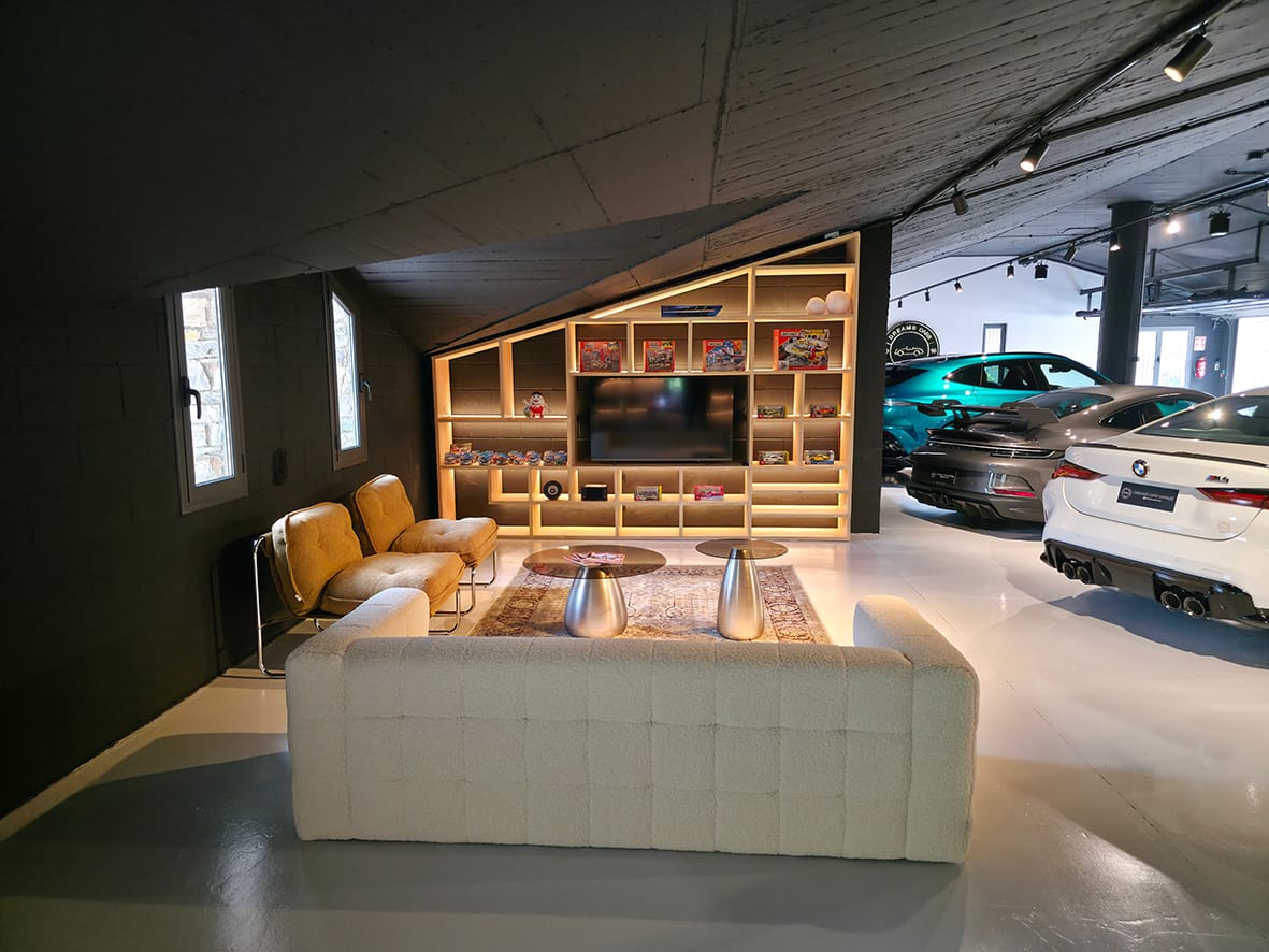 Dreams Cars Garage