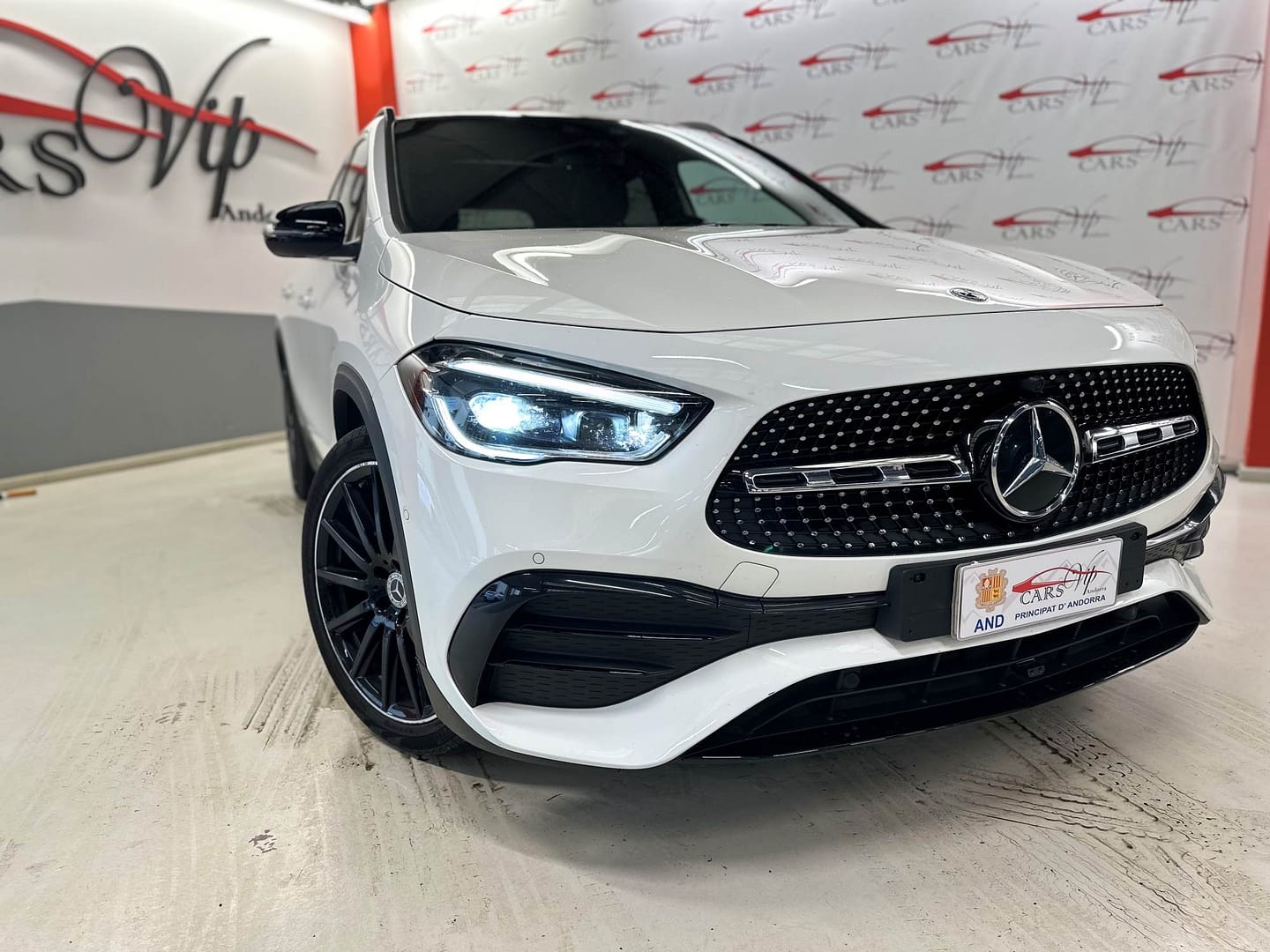 Mercedes-Benz GLA 200D 4 Matic