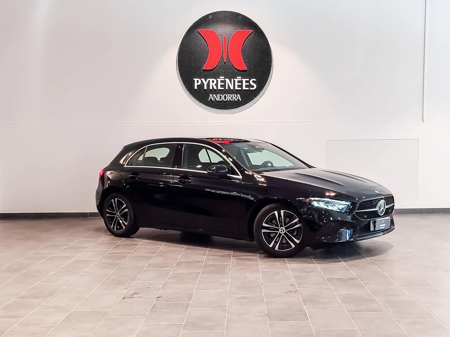 Mercedes-Benz A 200e