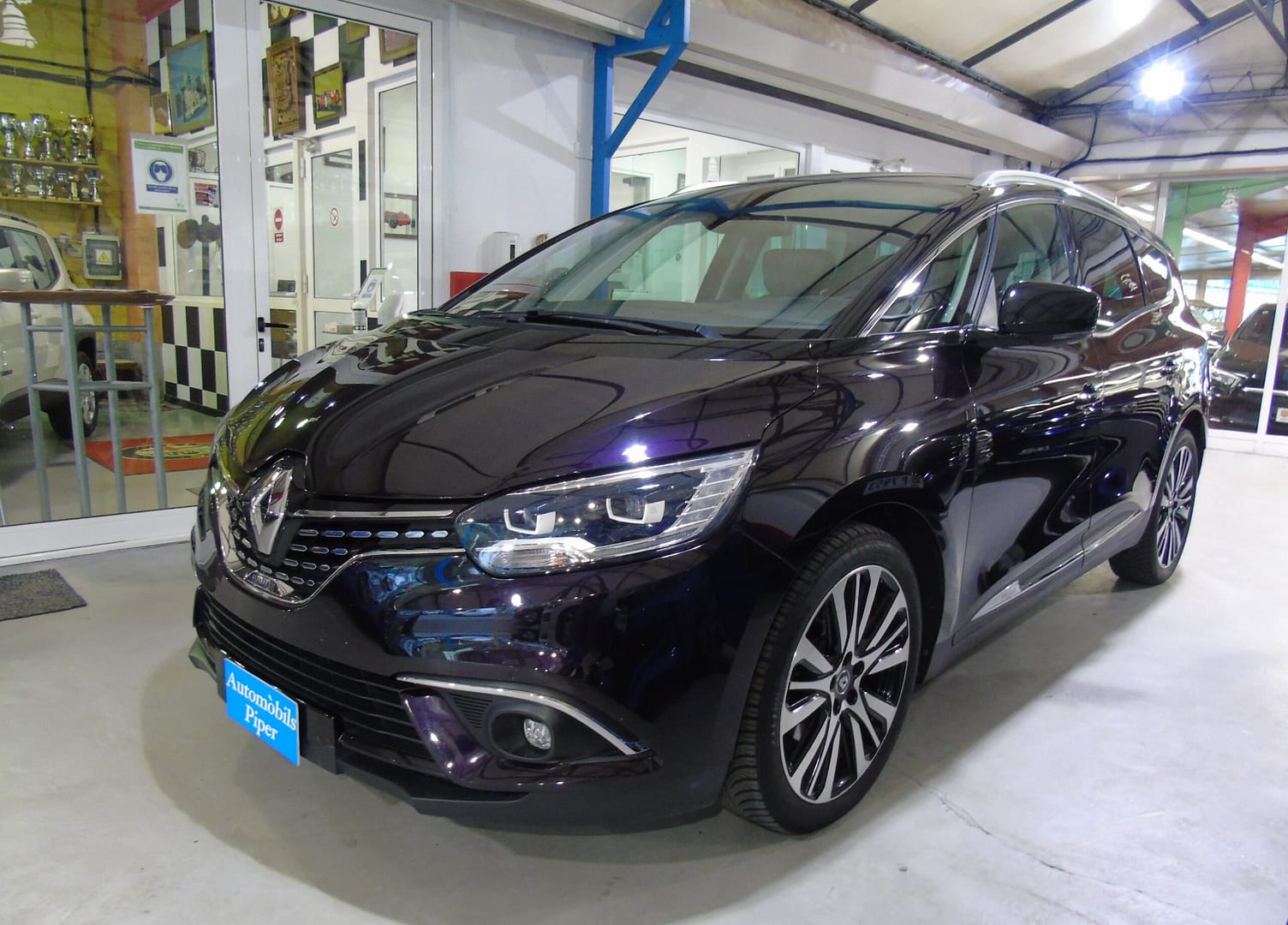 Renault Grand Scenic 1.6 DCI Initiale Paris