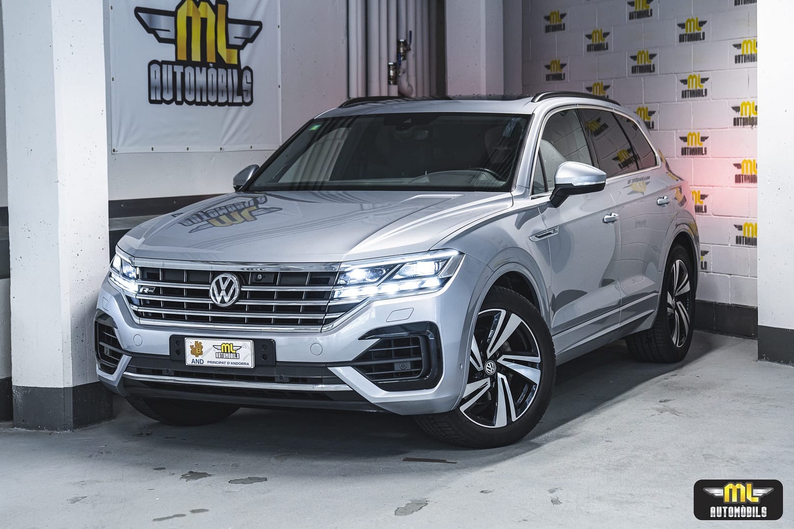 Volkswagen Touareg R-Line 3.0 V6 TDI 4Motion