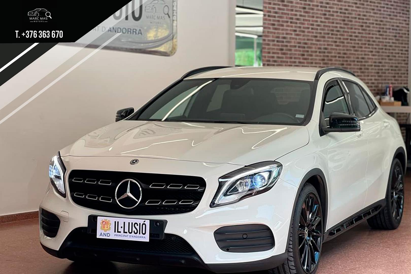 Mercedes-Benz GLA 220-4Matic-AMG