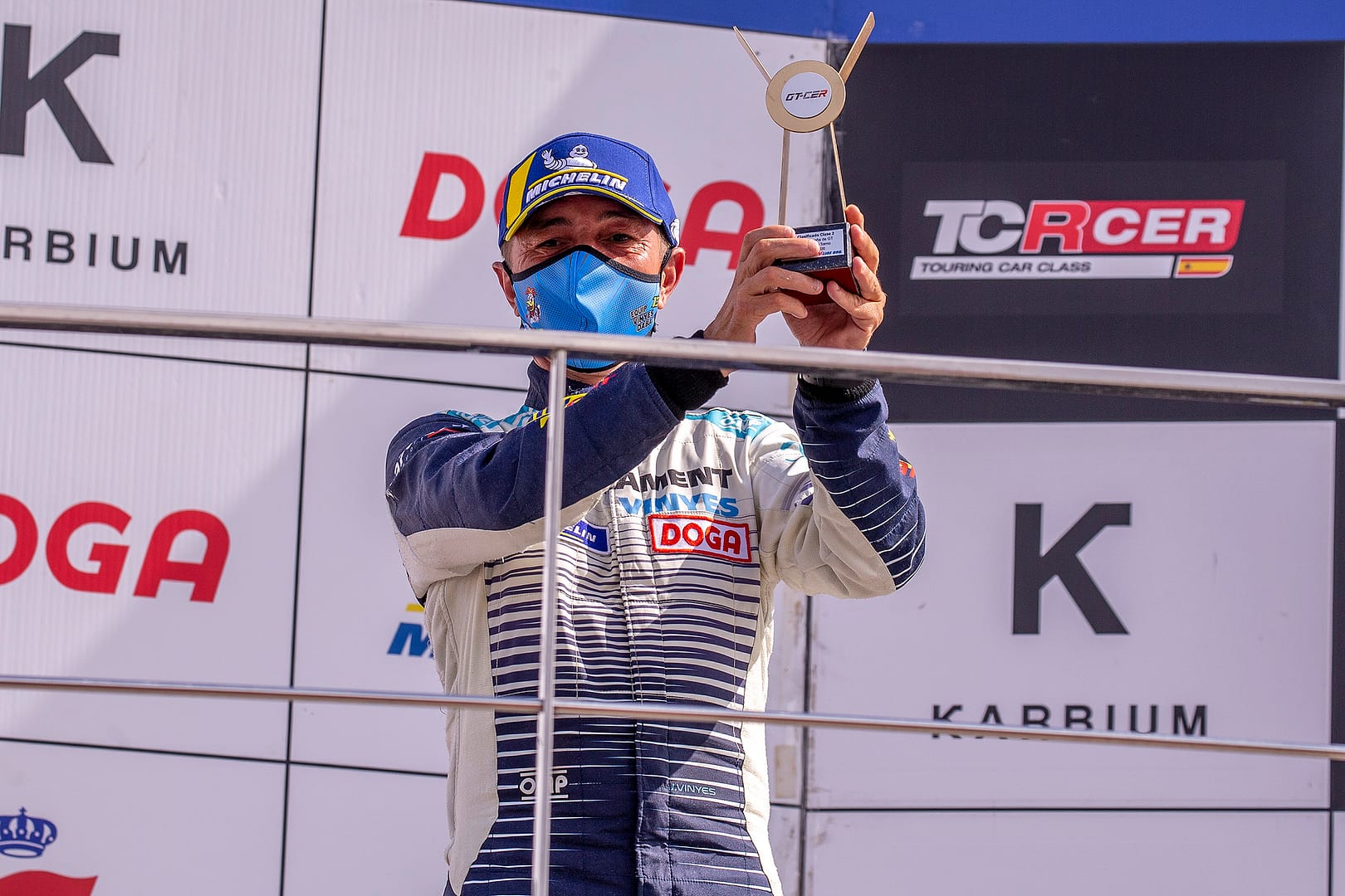 A VALÈNCIA JOAN VINYES ÉS QUEDA A RES D’UN DOBLE PODI