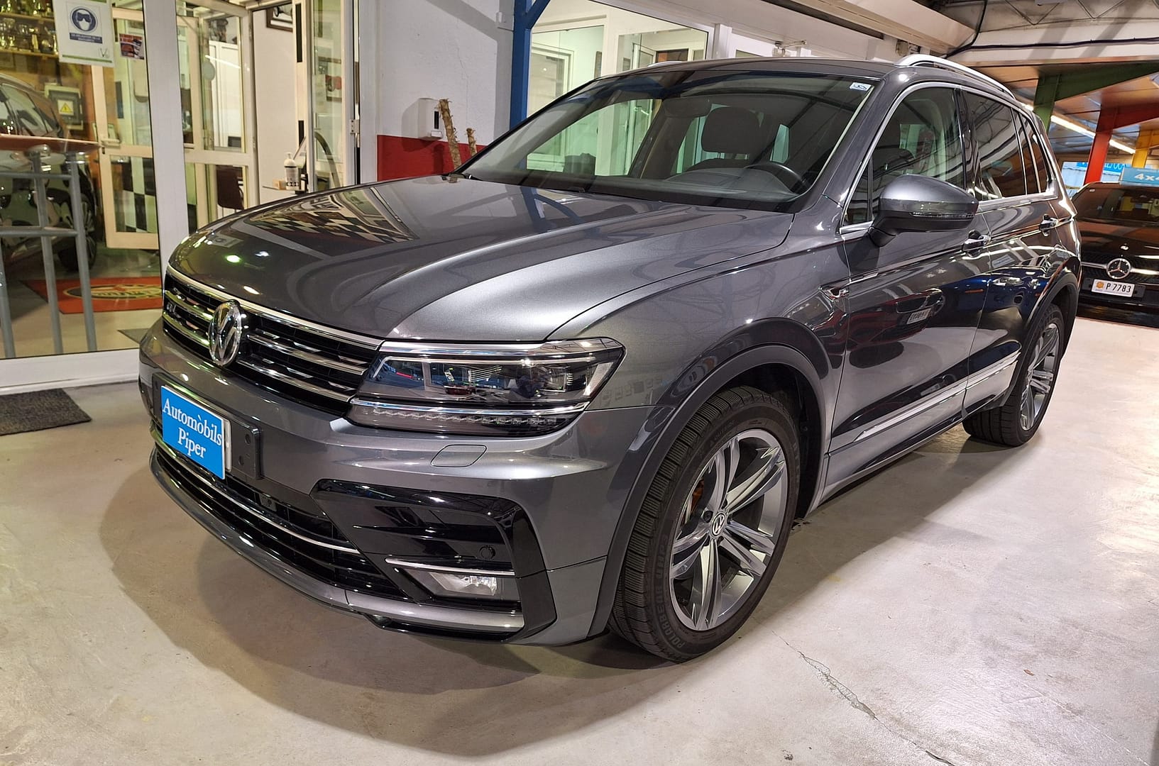 Volkswagen Tiguan 2.0 TFSI 4Motion R-Line