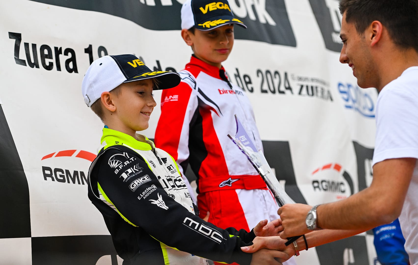 Un imparable Tony Cachafeiro signa dos podis a Zuera