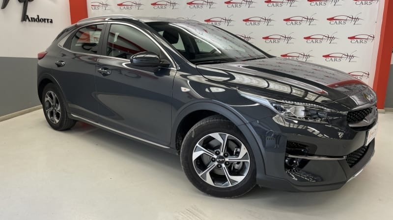 Kia Ceed XCeed 1.0 AWDKia Ceed XCeed 1.0 AWD