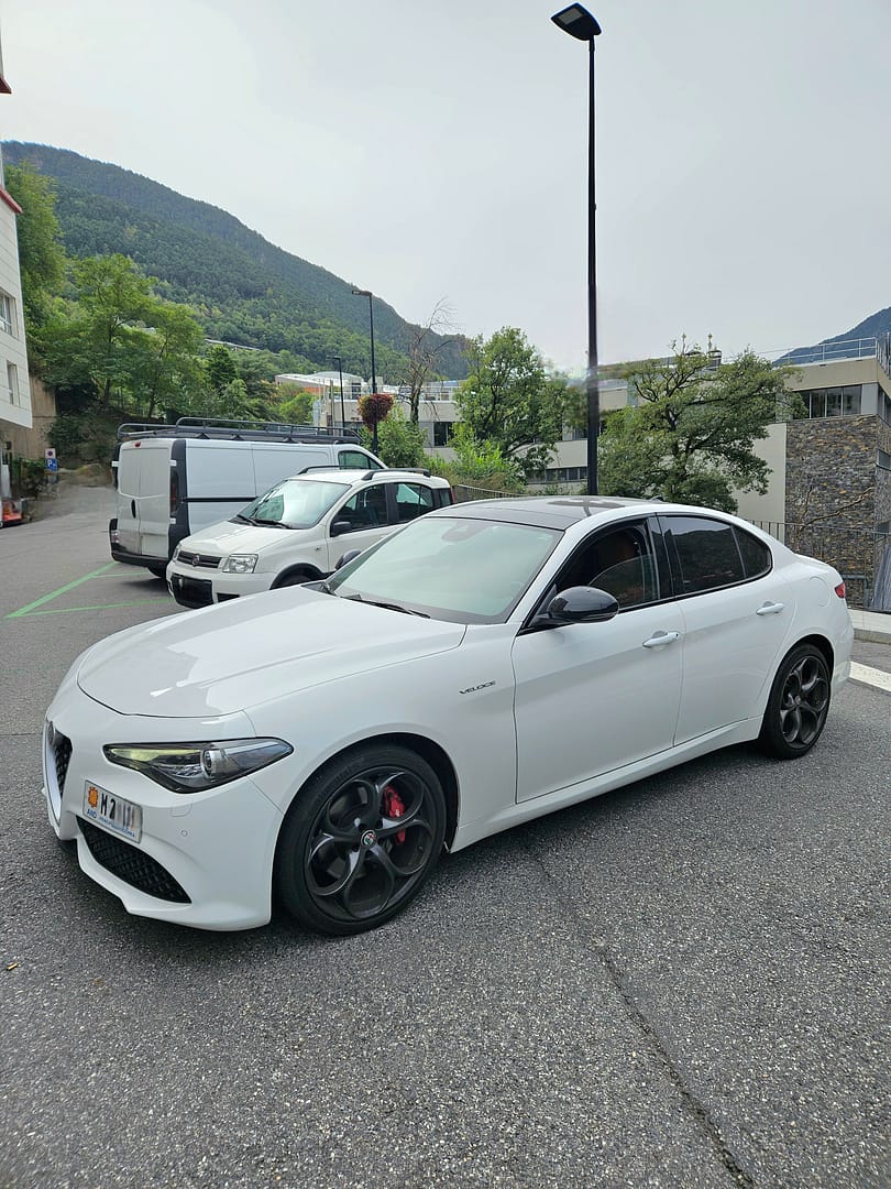 20251003_132610_c43a852d6dc2