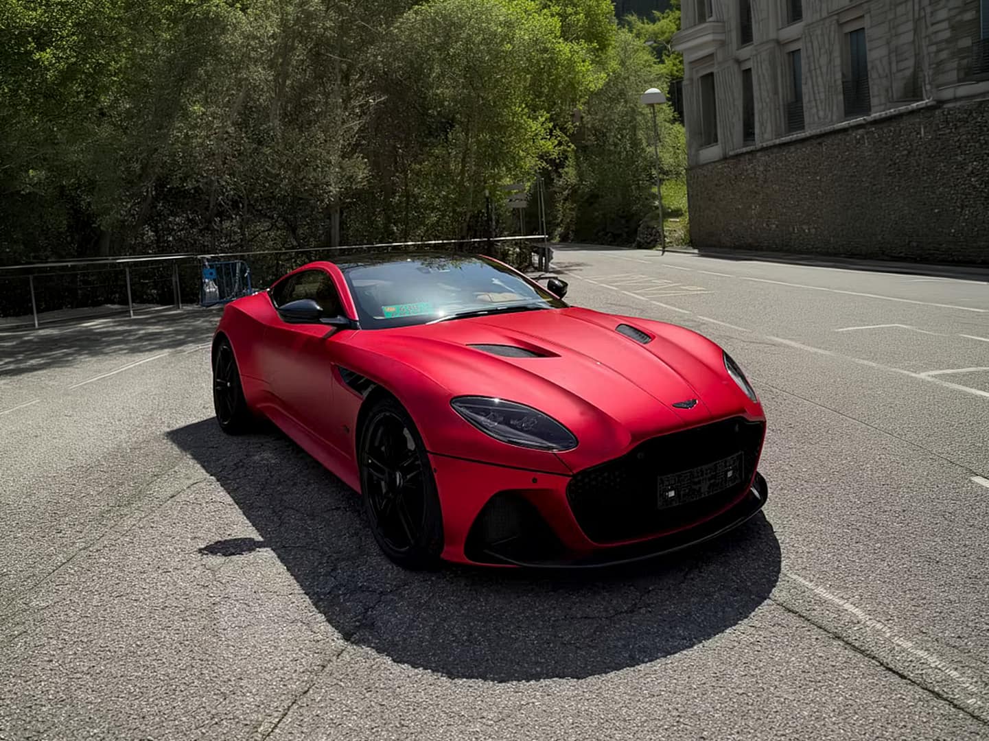 ASTON MARTIN_396ac4154f89