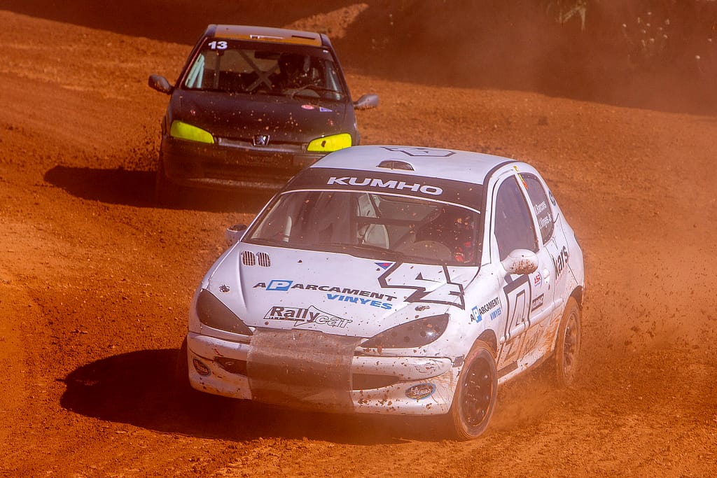 Vinyes Jr-Barcons es queden a mig fer a la Diada off-road de Mollerussa