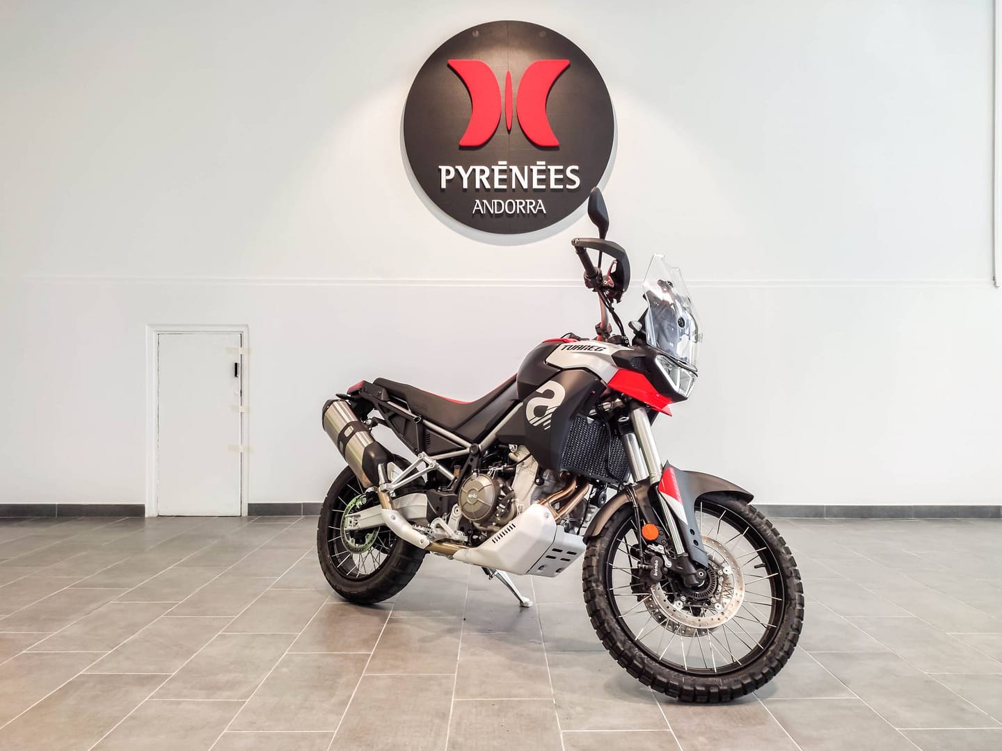 Aprilia Tuareg