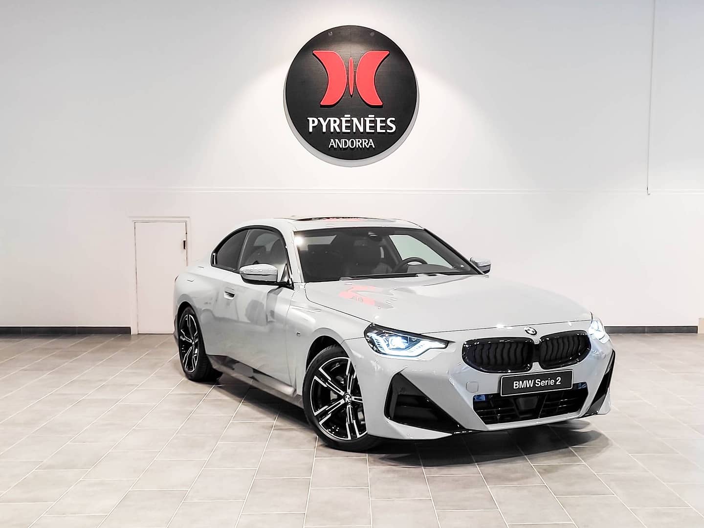 BMW 220i Coupe