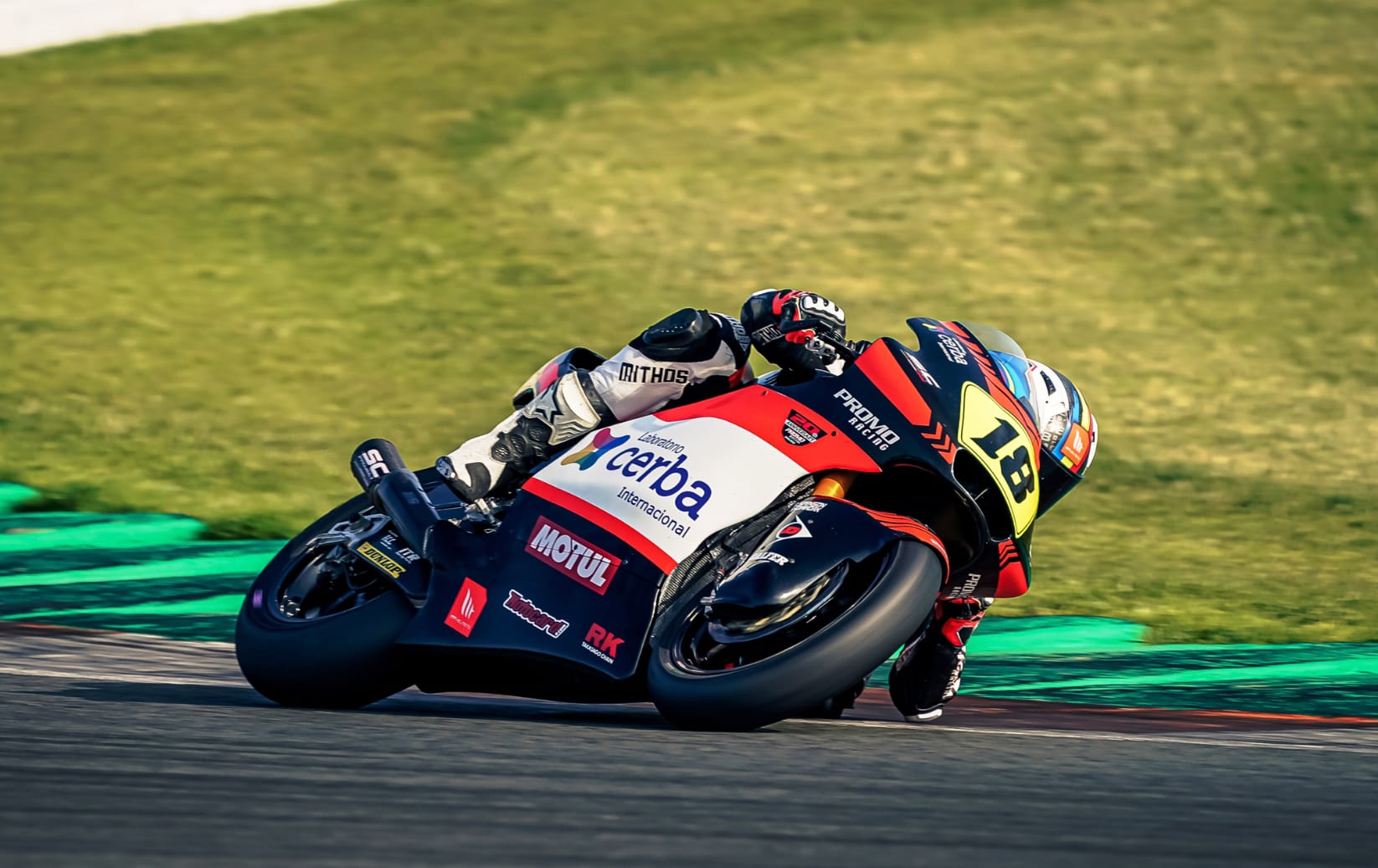 Sense puny esquerre, Cardelús acaba entrant en tercer lloc a València!