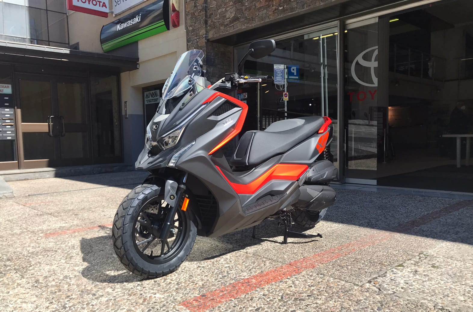 Els nous Kymco DT X360 arriben a temps per gaudir-ne aquest estiu