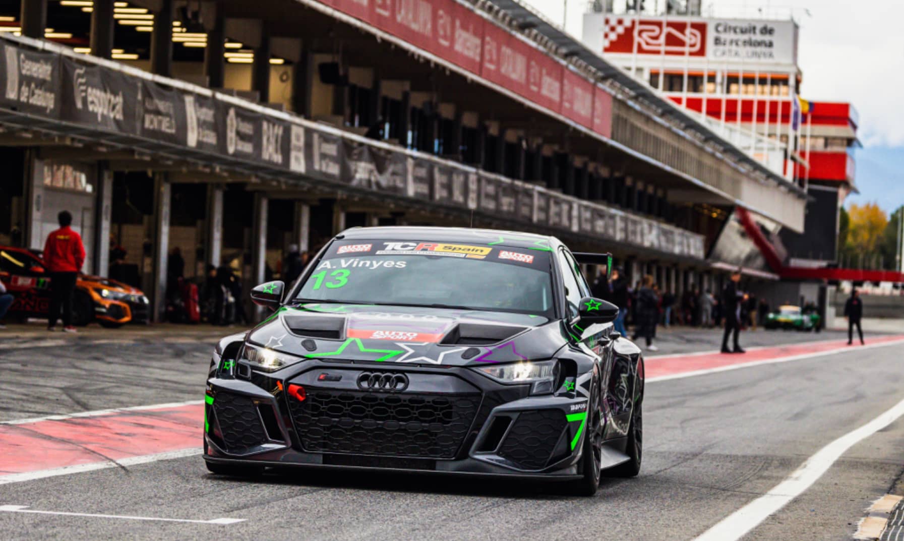 Amàlia Vinyes tanca la temporada del TCR Spain a Barcelona
