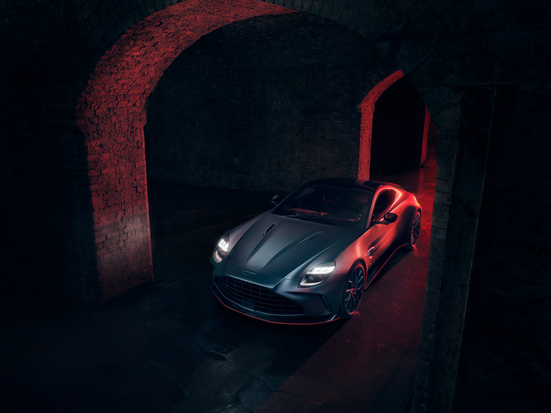 Vantage S