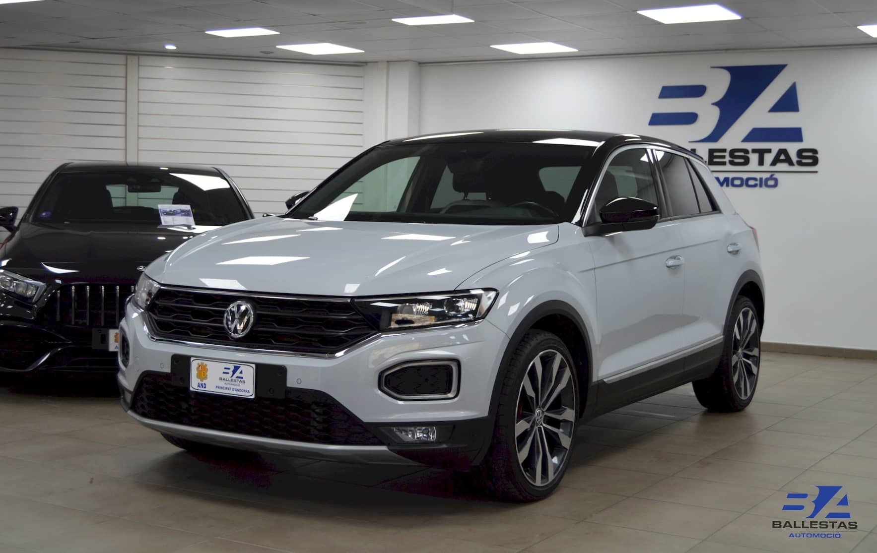 Volkswagen T-Roc 2.0 TSI DSG Sport