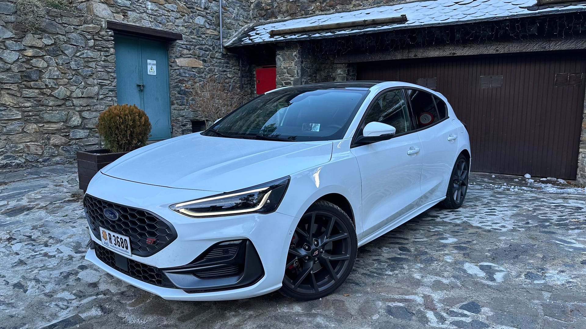 IMG_9737_c6a02a188625